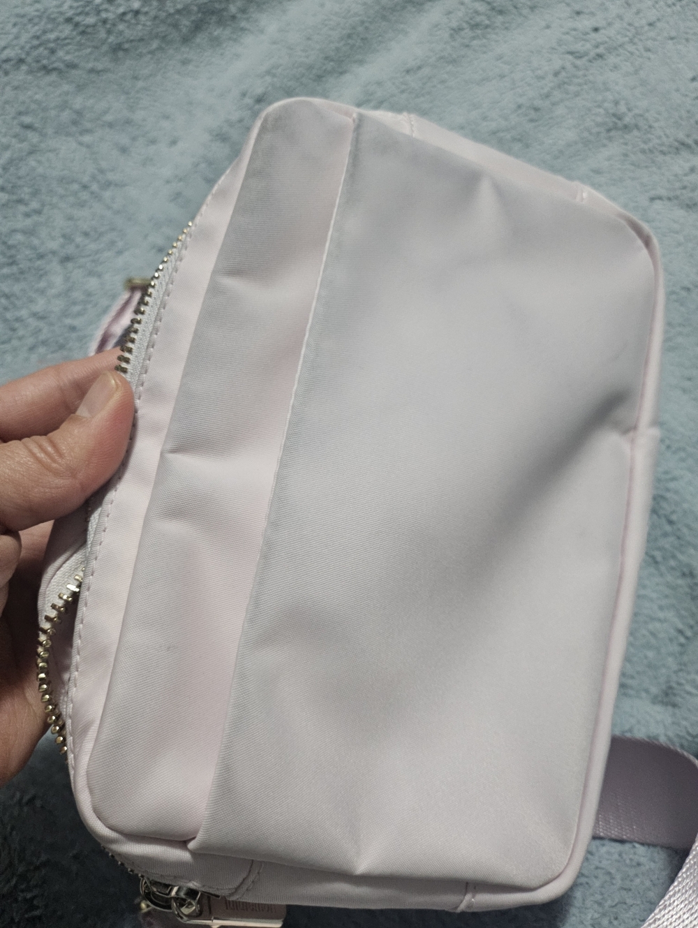 lululemon athletica Light Pink Crossbody Bag with Wide Strap - Picture 7 of 10